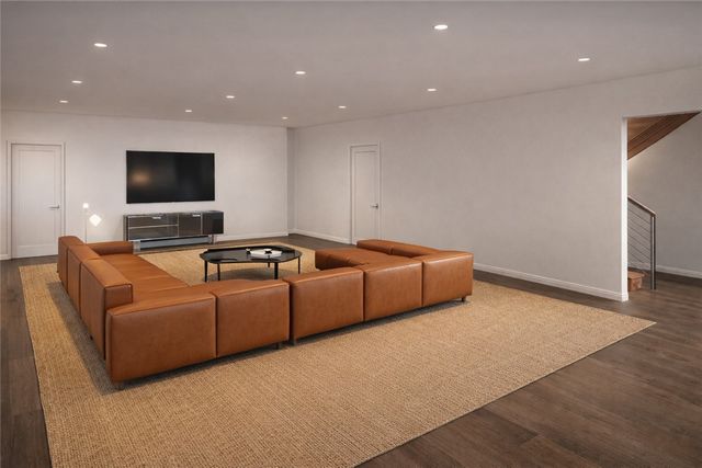 251 Slater Avenue, Providence, RI 02906