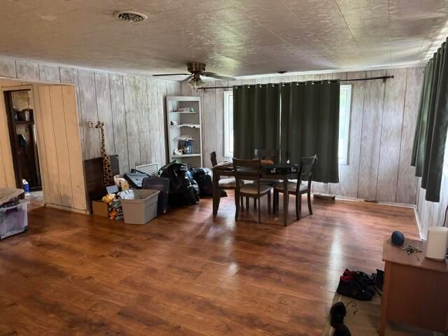 6860 Ramsey Road, Hebron, IN 46341