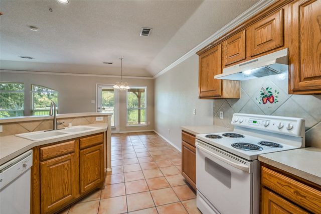 1012 Inland Lane, Mckinney, TX 75072