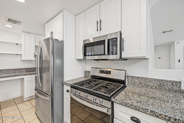 6141 E 25th Street, Tucson, AZ 85711