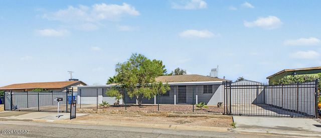 6141 E 25th Street, Tucson, AZ 85711