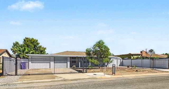 6141 E 25th Street, Tucson, AZ 85711