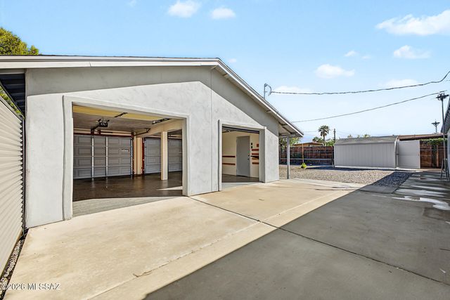 6141 E 25th Street, Tucson, AZ 85711