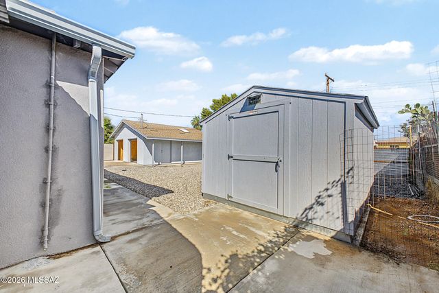 6141 E 25th Street, Tucson, AZ 85711