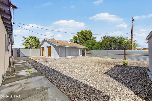 6141 E 25th Street, Tucson, AZ 85711