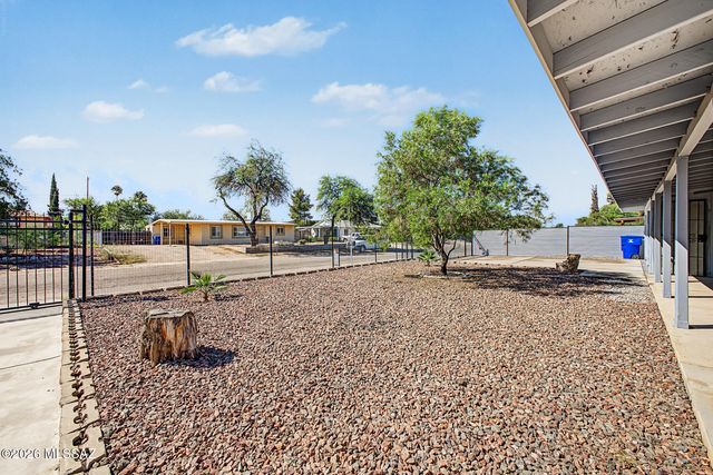 6141 E 25th Street, Tucson, AZ 85711