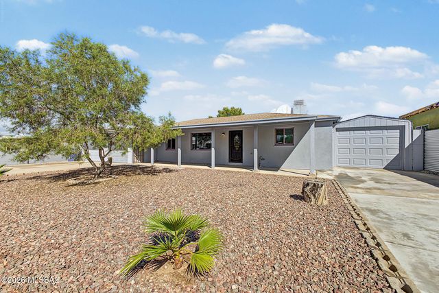 6141 E 25th Street, Tucson, AZ 85711