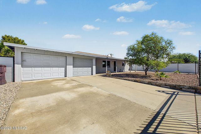 6141 E 25th Street, Tucson, AZ 85711