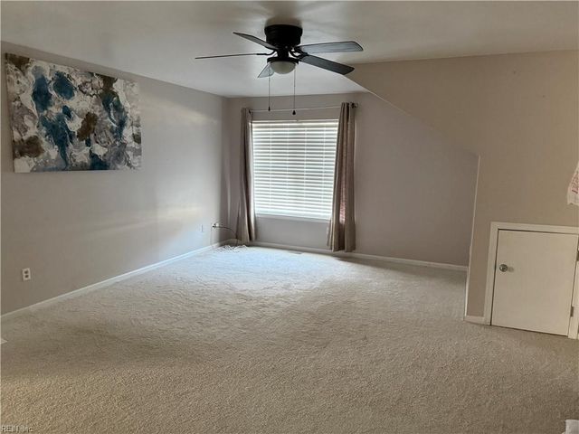 240 Huntstree PL, Newport News, VA 23602