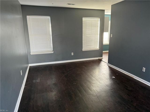 240 Huntstree PL, Newport News, VA 23602