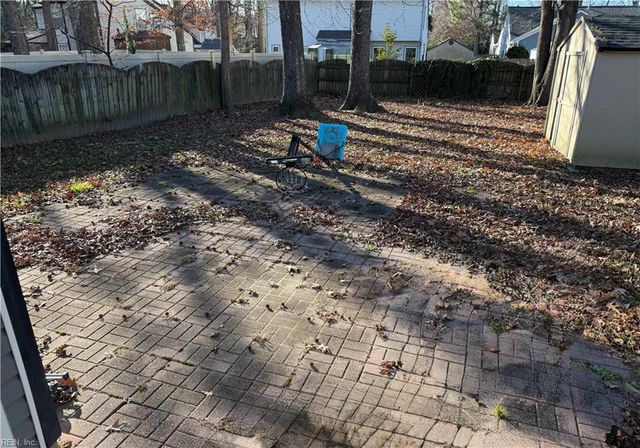 240 Huntstree PL, Newport News, VA 23602