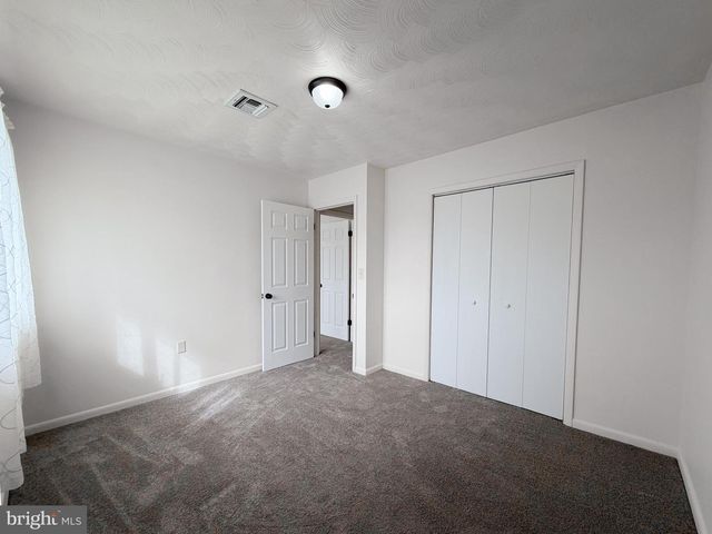106 MALVERN DR, Manchester, PA 17345