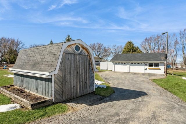 W1580 US HWY 151, Chilton, WI 53014