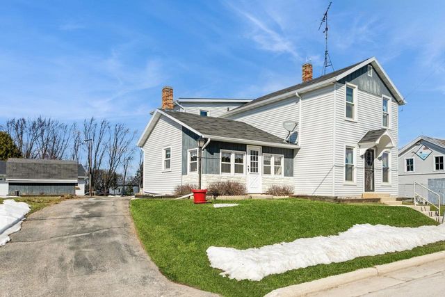 W1580 US HWY 151, Chilton, WI 53014