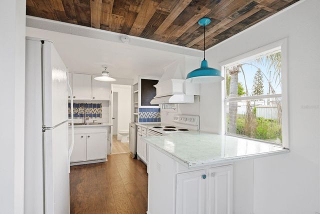 2110 ORANGE DRIVE, Holiday, FL 34691