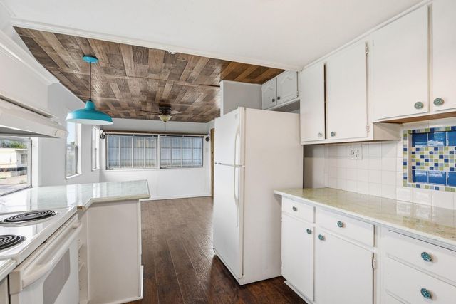 2110 ORANGE DRIVE, Holiday, FL 34691