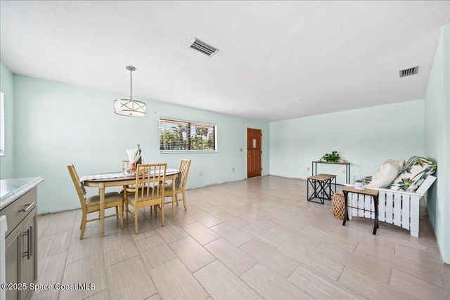 190 S Orlando Avenue, I, Cocoa Beach, FL 32931