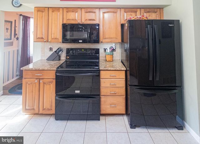 7 SHERWOOD CT, Westampton, NJ 08060