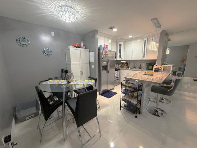 6575 W 27th Court 21-46, Hialeah, FL 33016