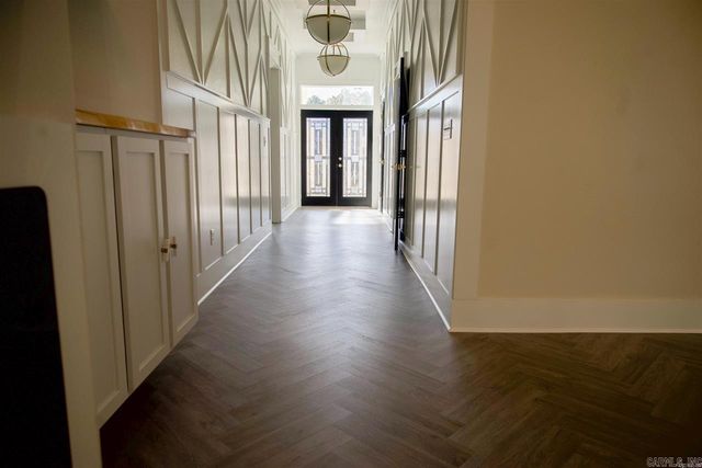 8108 Kanis Pines Drive, Little Rock, AR 72204