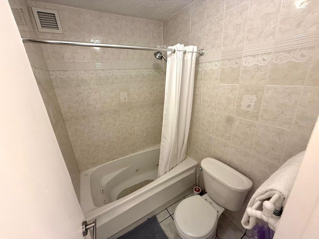 37 AVE. ISLA VERDE 1716, Carolina, PR 00979