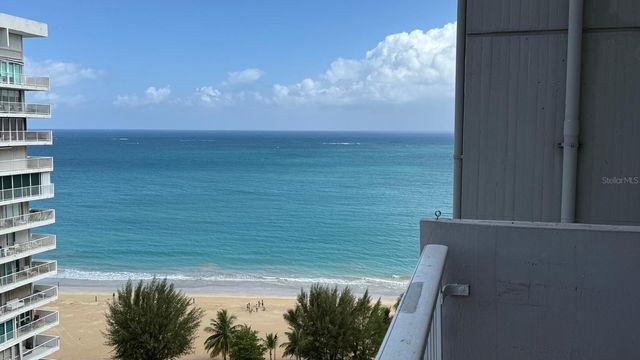 37 AVE. ISLA VERDE 1716, Carolina, PR 00979