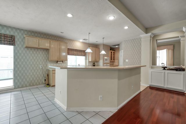 6307 Threeflower Lane, Houston, TX 77345
