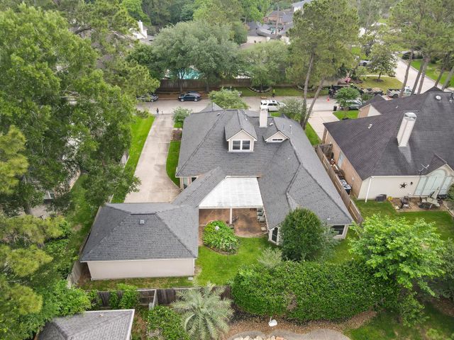 6307 Threeflower Lane, Houston, TX 77345