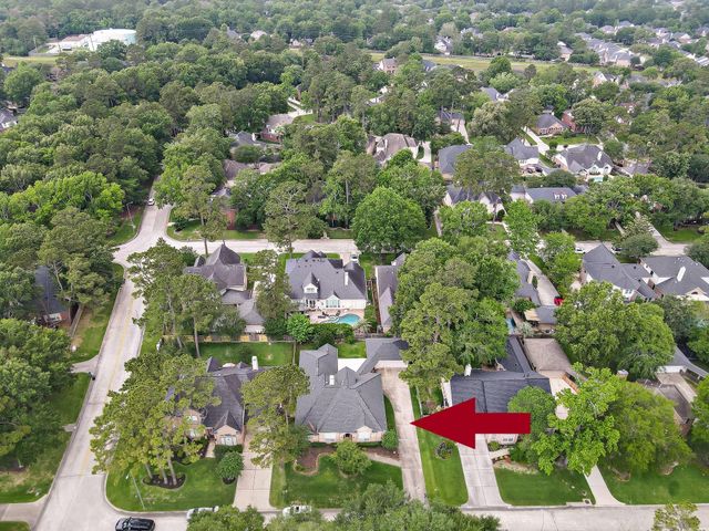 6307 Threeflower Lane, Houston, TX 77345