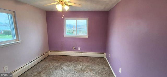 680 S PLEASANT AVE, Dallastown, PA 17313