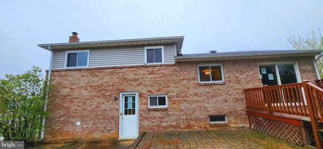 680 S PLEASANT AVE, Dallastown, PA 17313