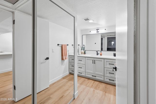 4444 E PARADISE VILLAGE Parkway N 135, Phoenix, AZ 85032
