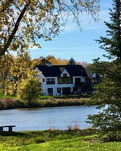 730 Lakeview Parkway, Mound, MN 55364