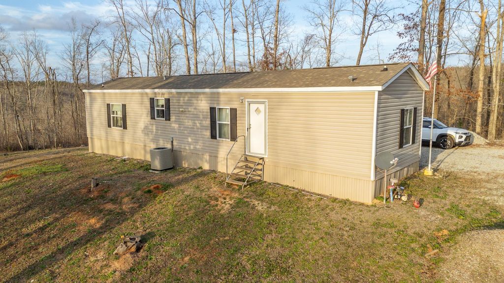 125 ELAM WAY, Savannah, TN 38310