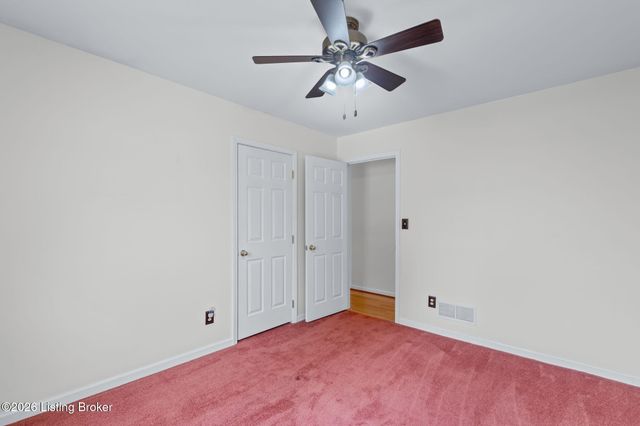 16208 Pamela Jo Ave, Louisville, KY 40245