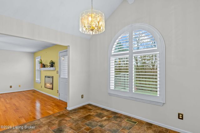 16208 Pamela Jo Ave, Louisville, KY 40245