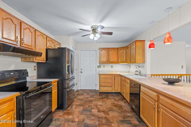 16208 Pamela Jo Ave, Louisville, KY 40245