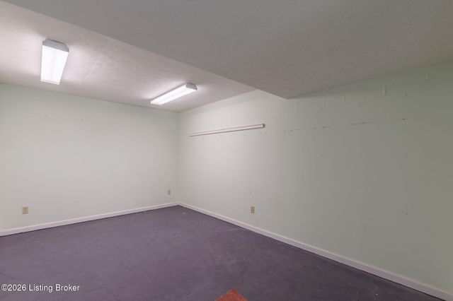 16208 Pamela Jo Ave, Louisville, KY 40245