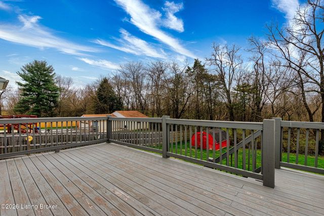 16208 Pamela Jo Ave, Louisville, KY 40245