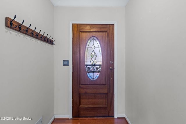 16208 Pamela Jo Ave, Louisville, KY 40245