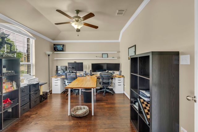 1629 Suncatcher Way, Fort Worth, TX 76052