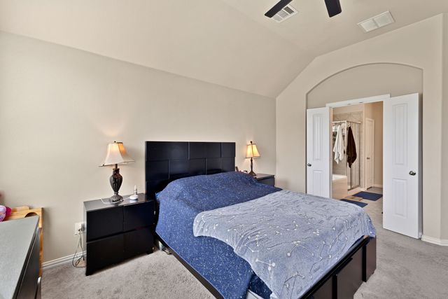 1629 Suncatcher Way, Fort Worth, TX 76052