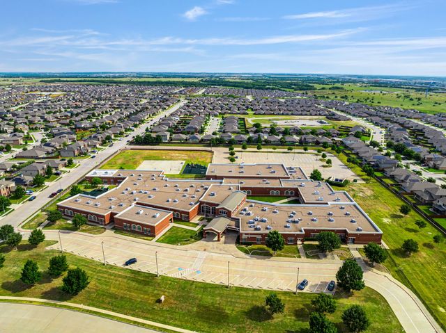 1629 Suncatcher Way, Fort Worth, TX 76052