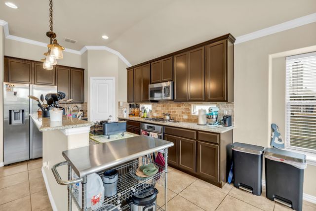 1629 Suncatcher Way, Fort Worth, TX 76052