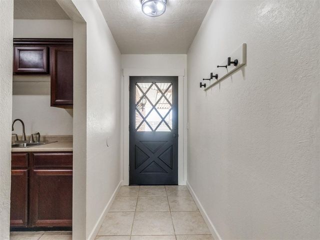 888 County Street 2942 Street, Tuttle, OK 73089