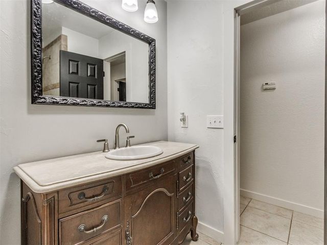 888 County Street 2942 Street, Tuttle, OK 73089
