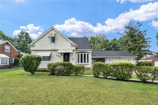 20202 Sumpter Road, Warrensville Heights, OH 44128