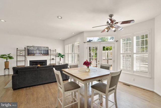 43111 CENTER ST, Chantilly, VA 20152
