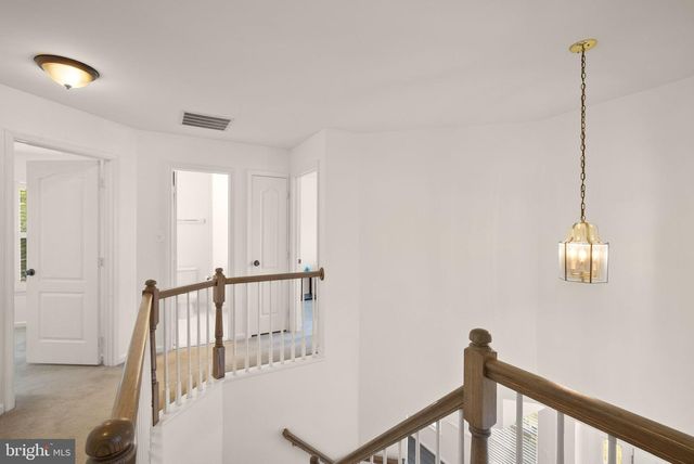 43111 CENTER ST, Chantilly, VA 20152