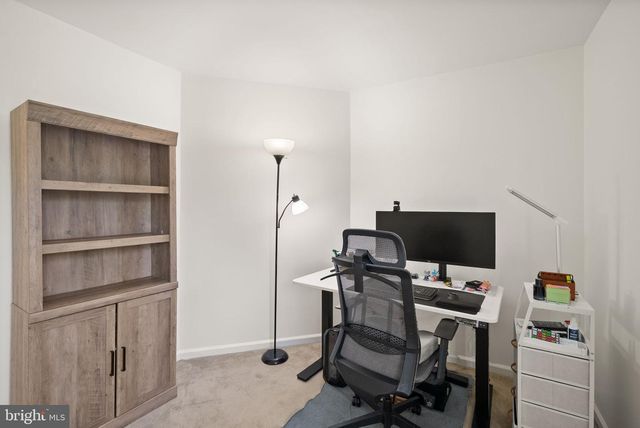 43111 CENTER ST, Chantilly, VA 20152